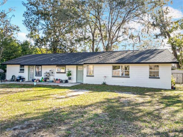 DOIG & ROBERTSONS ADD