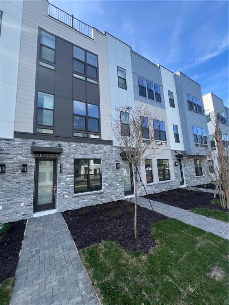 BRIX AT THE PACKING DISTRICT