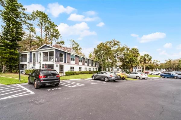 NORTHLAKE VILLAGE 10