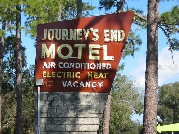 JOURNEYS END MOTEL - фото