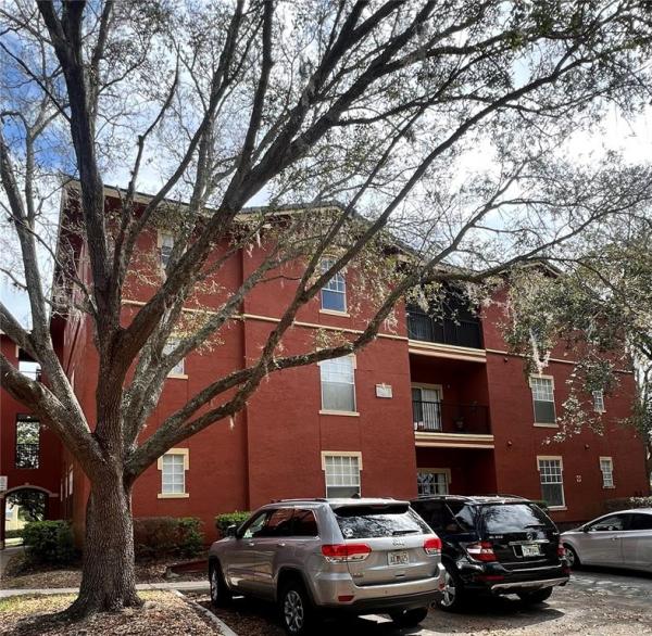 NOTTING HILL A CONDO