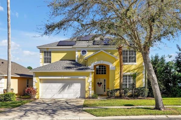 EMERALD ISLAND RESORT PH 1