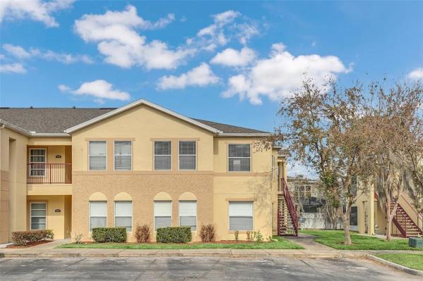 CLUB CORTILE CONDO PH 7