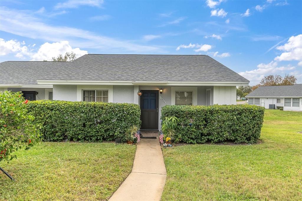 VILLAGE WOODS PH 3 - фото