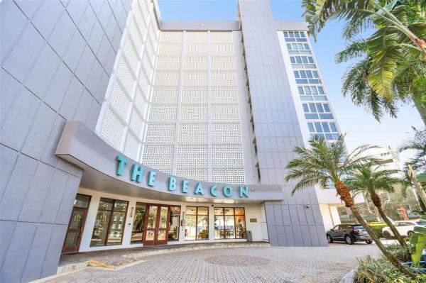 BEACON ON 3RD ST THE