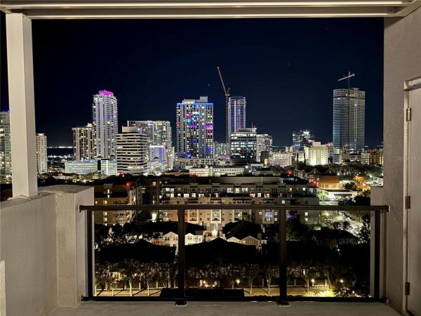 WALKER-WHITNEY PLAZA CONDO