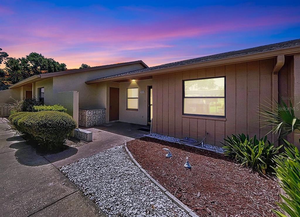 DRIFTWOOD ZEPHYRHILLS - фото