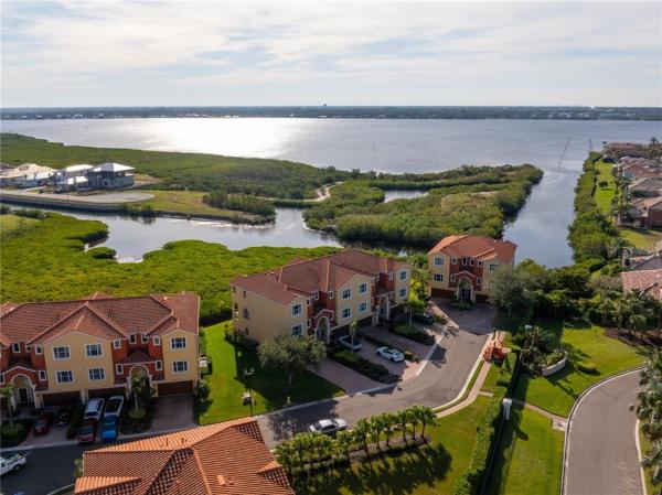 HAMMOCKS AT RIVIERA DUNES