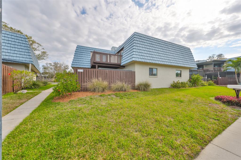 CLEARWATER COVE - фото