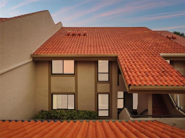 VILLAS ON POINT BRITTANY CONDO