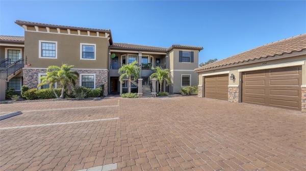 ESPLANADE ON PALMER RANCH