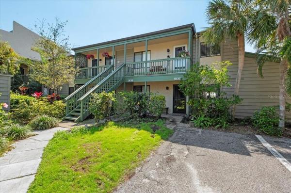 PELICAN COVE I