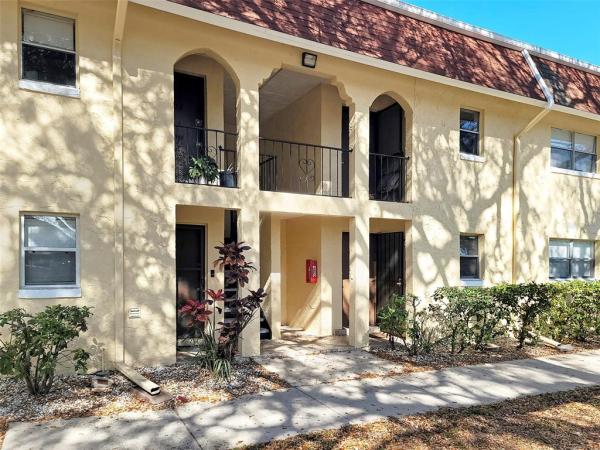 ALTAMONTE VILLAGE 01