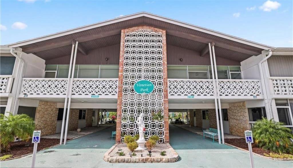 VENETIAN PARK CO-OP UNIT 102 - фото