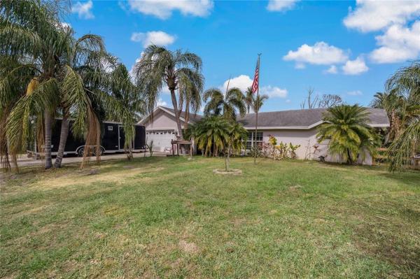 LAKE CALOOSA LANDING PH 04