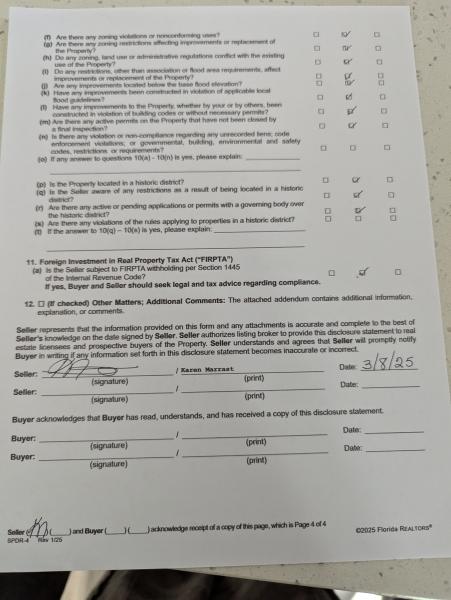 EMERALD ISLAND RESORT