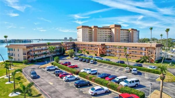 BAYWAY ISLES POINT BRITTANY ONE