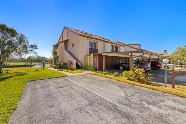 PELICAN CREEK VILLAGE CONDO