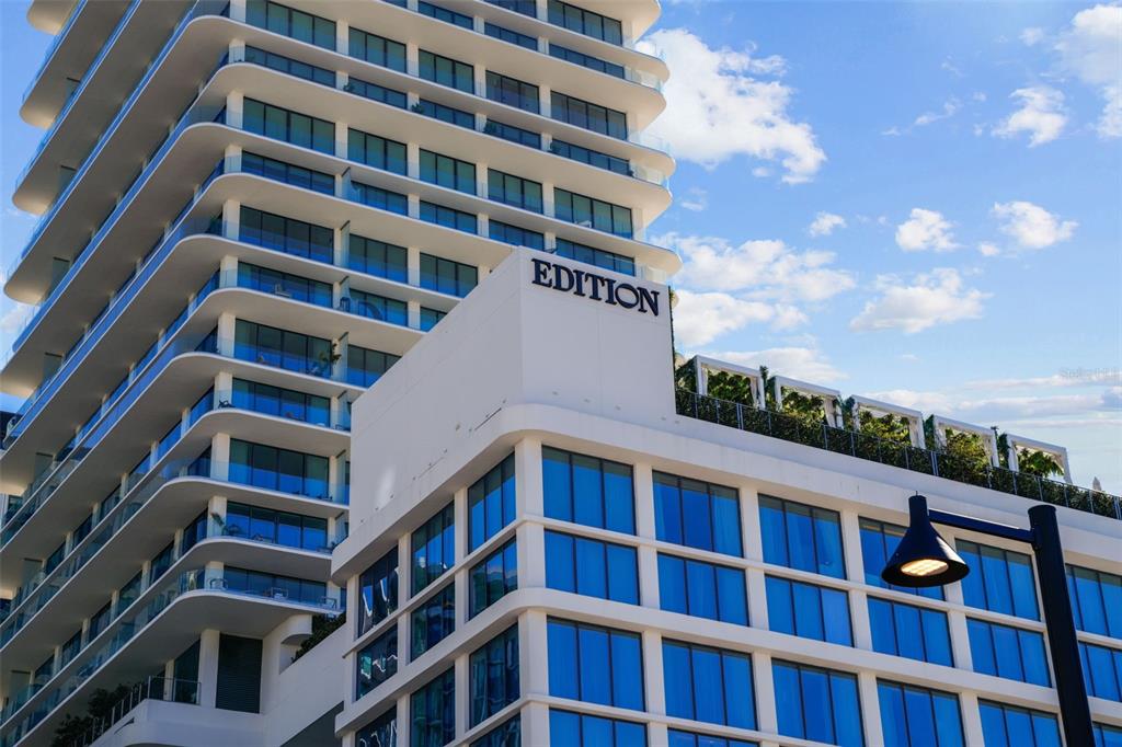 1000 WATER STREET CONDOMINIUM - фото