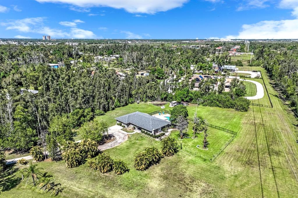 BRIARCLIFF - фото