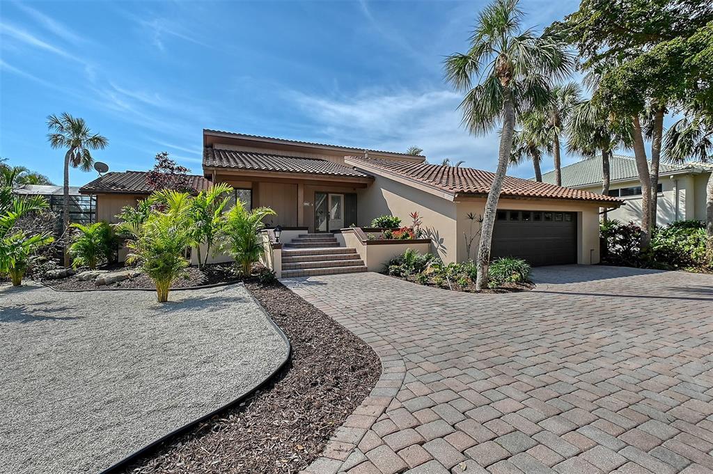 BAY ISLES - фото