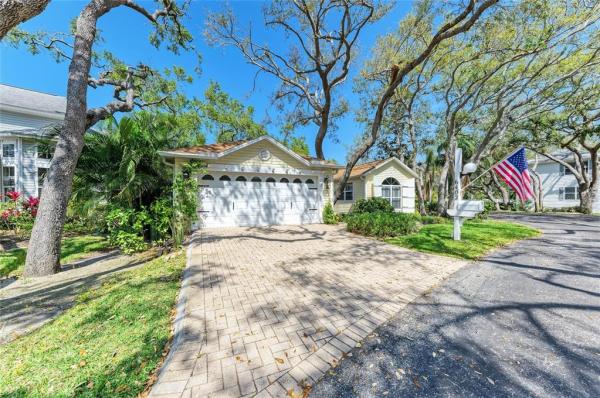 CAPE TOWN VILLAGE PH I