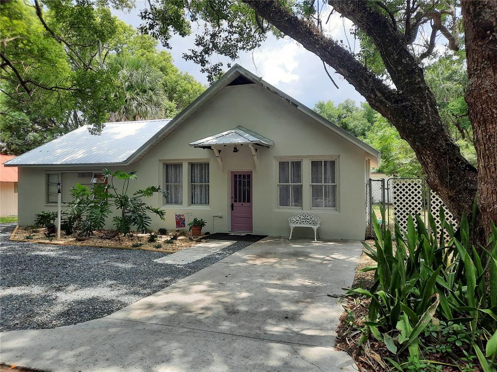 FRUITLAND PARK - фото