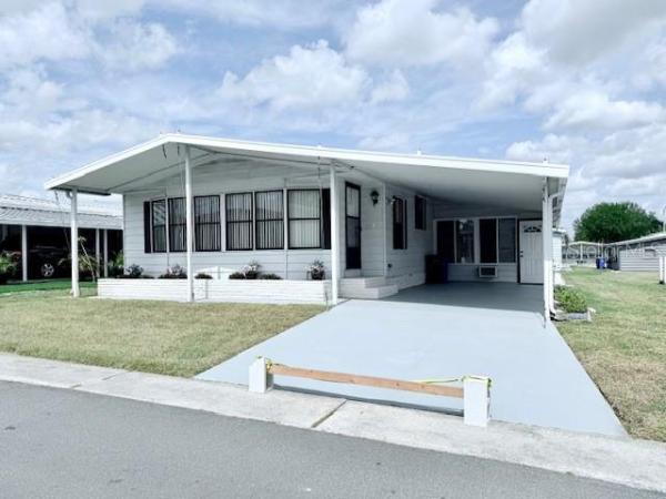 LAKESIDE HILLS ESTATES