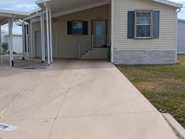 COUNTRY CLUB ESTATES