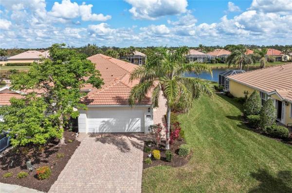 ISLANDWALK AT THE WEST VILLAGES