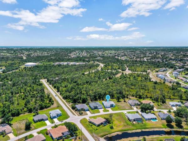 ROTONDA WEST LONG MEADOW