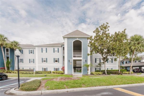 CLUBSIDE AT SABAL POINT A CONDO