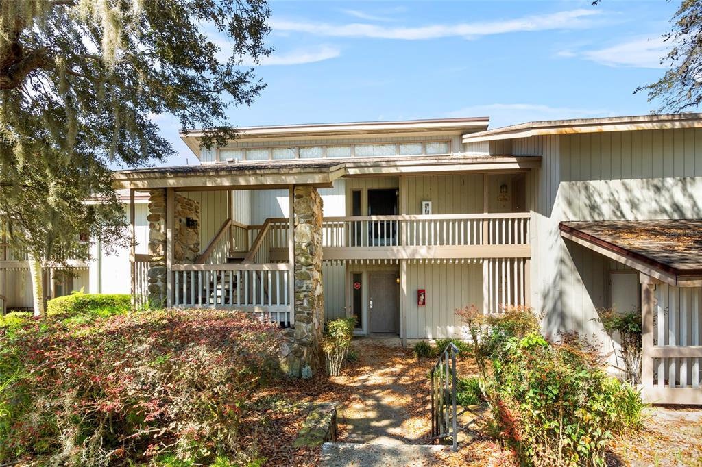 GRENELEFE BURNWAY NORTH CONDO - фото