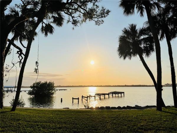 MOORE & CANTINES SUB