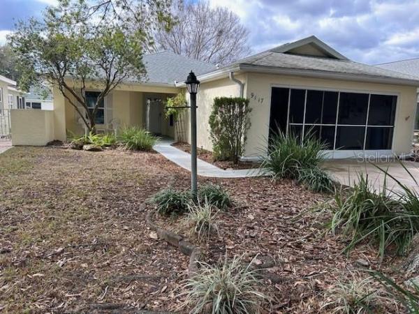 ON TOP/THE WORLD PRCL C PH 01A