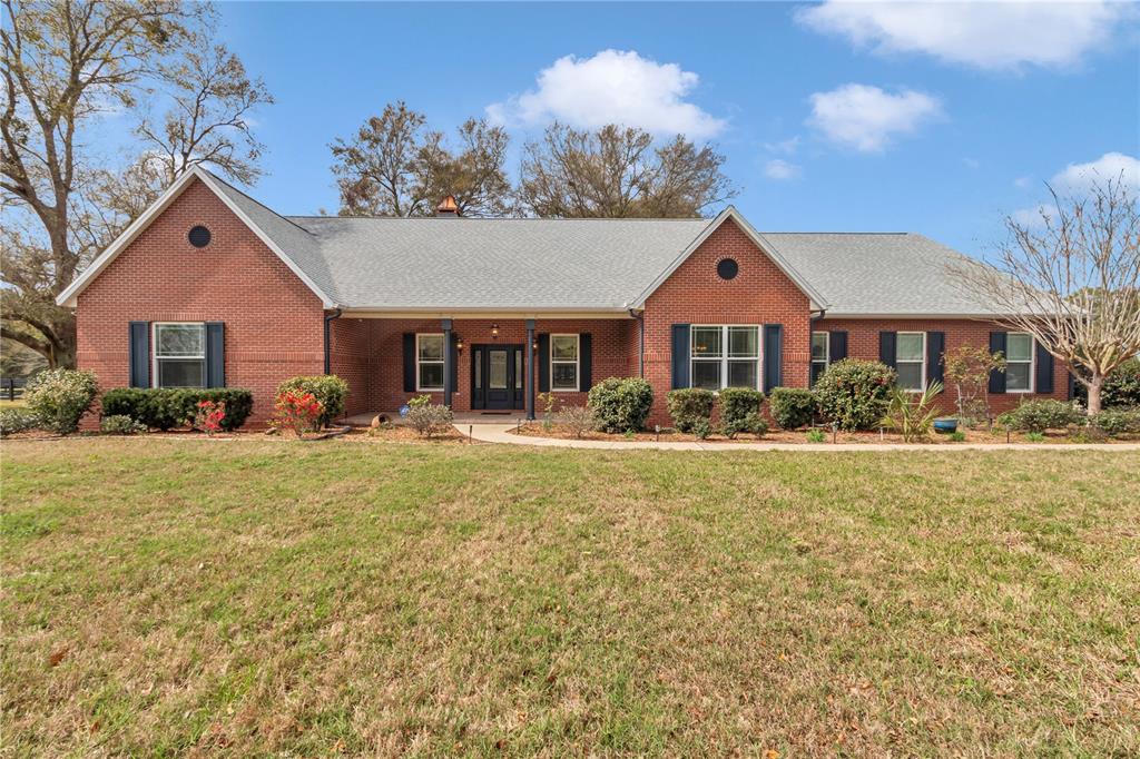 CROSS TIE RANCHES - фото