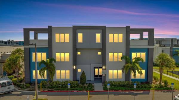 SPECTRUM AT REUNION CONDO PH 1A THRU 1D