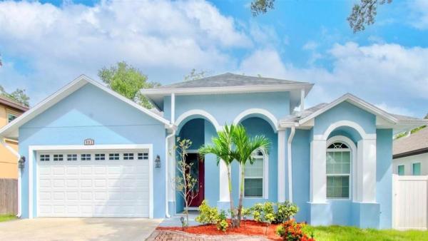 HILLSBOROUGH RIVER ESTATES