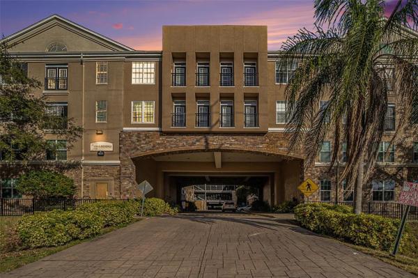 VILLA SONOMA AT INTERNATIONAL