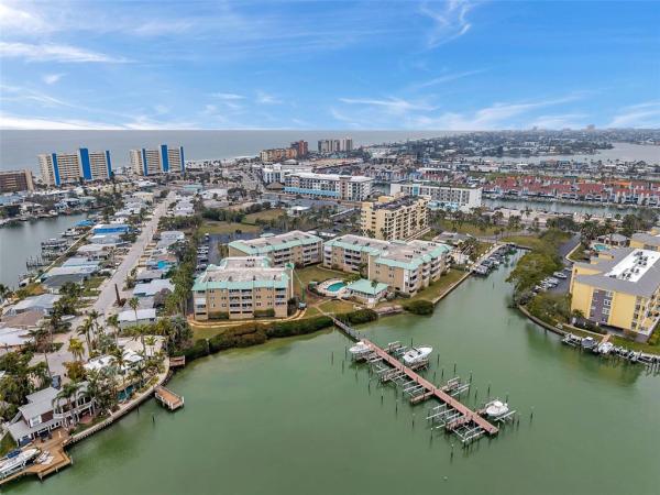MADEIRA COVE CONDO