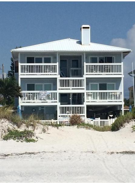 712 BEACH TRAIL CONDO