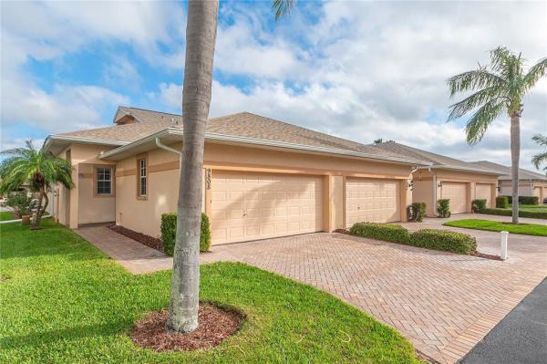 THE VILLAS AT LONG BAYOU