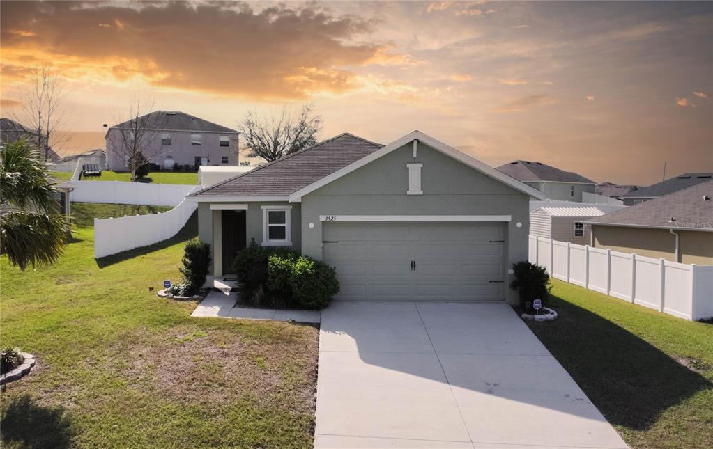 HIGH RDG VILLAGE - фото