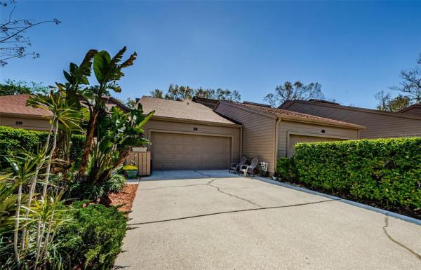 EAST LAKE WOODLANDS WOODRIDGE GREEN TWNHMS