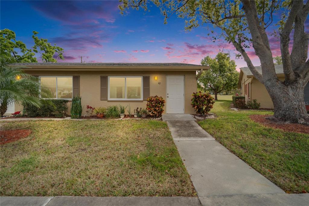 CAMBRIDGE C CONDO - фото