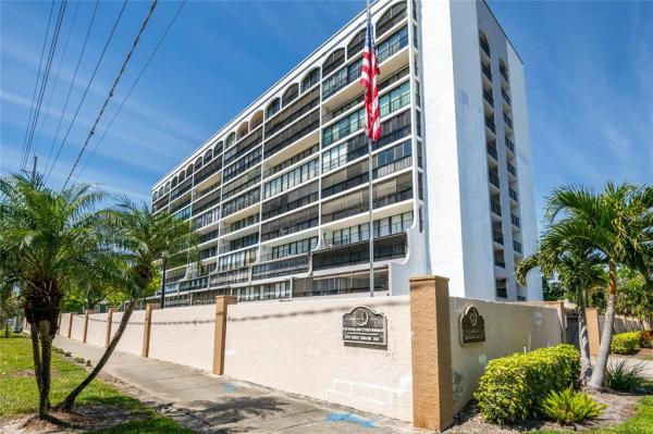 THE PARKLAND A CONDO