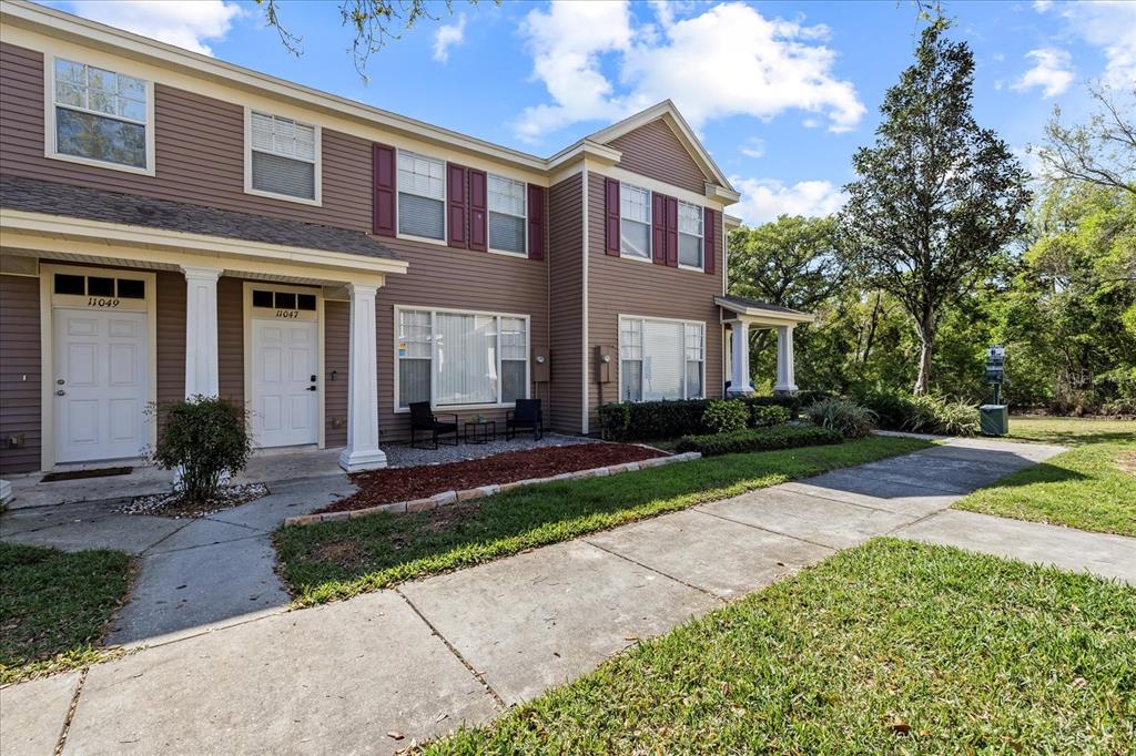 TOWNHOMES OF LAKEVIEW VILLAGE - фото