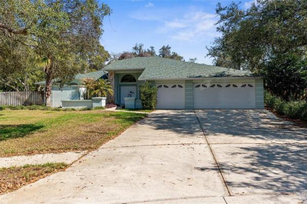 AUTUMN OAKS UNIT ONE