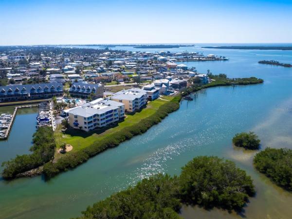 LANDINGS ON LEMON BAY PH 02