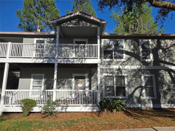 CAPSTONE QUARTERS CONDO